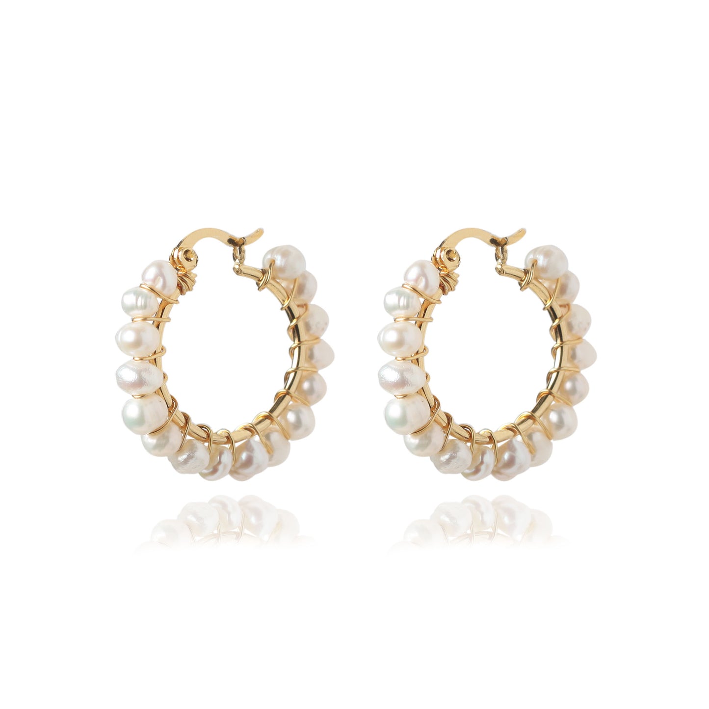 PEARL MEDIUM HOOPS